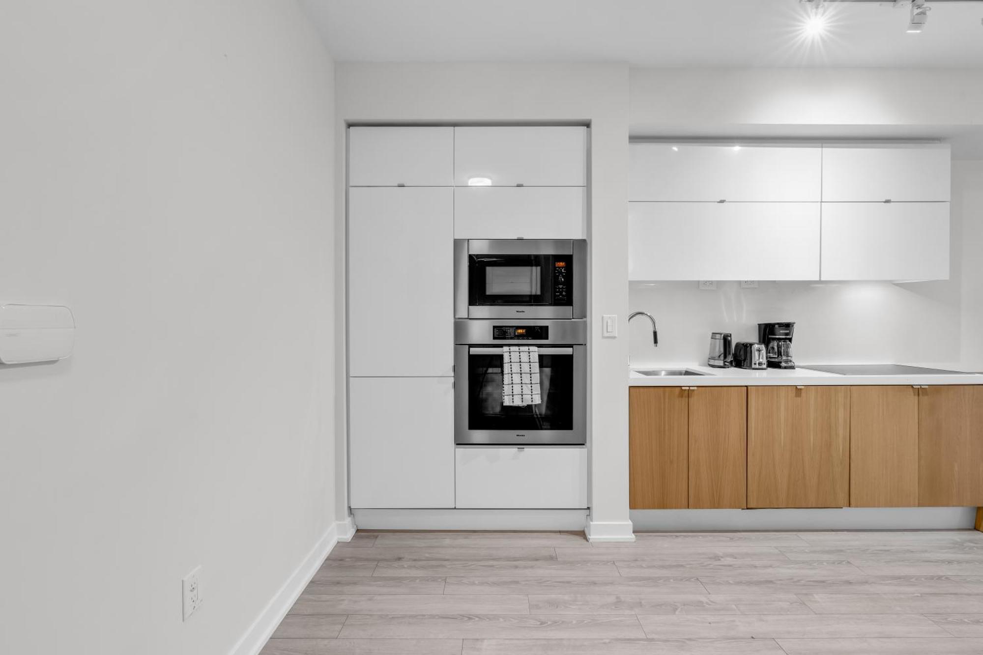 Spadina Modern Suites Toronto Ngoại thất bức ảnh